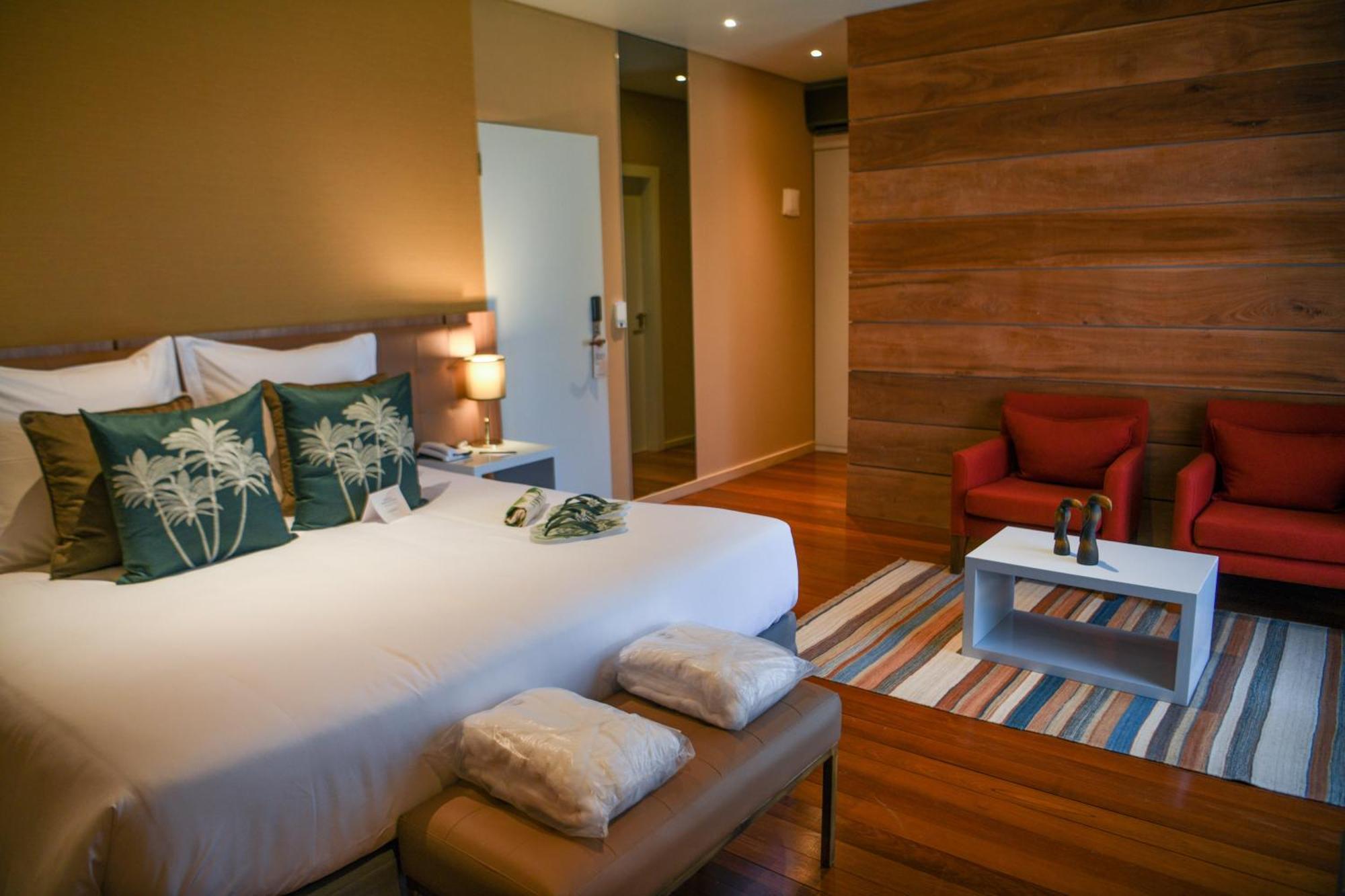 Sanma Hotel Foz do Iguacu Exterior photo A room at the hotel